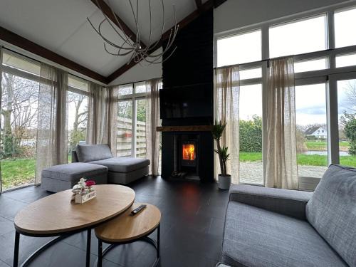 Zeewolde Villa | Groot vakantiehuis nabij Amsterdam inclusief jacuzzi
