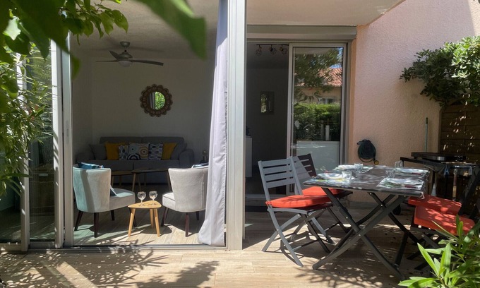 Argeles-sur-Mer Apartment | Ground Floor Apartment in Argelès-sur-Mer, Sleeps 4, Garage, Garden, Near Beach
