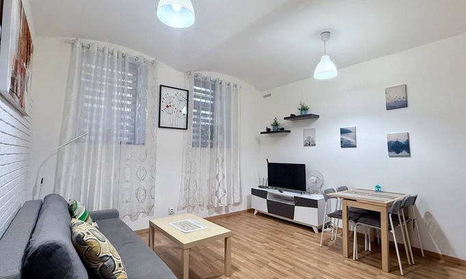 Zizkov Apartment | Ground Floor Apartment