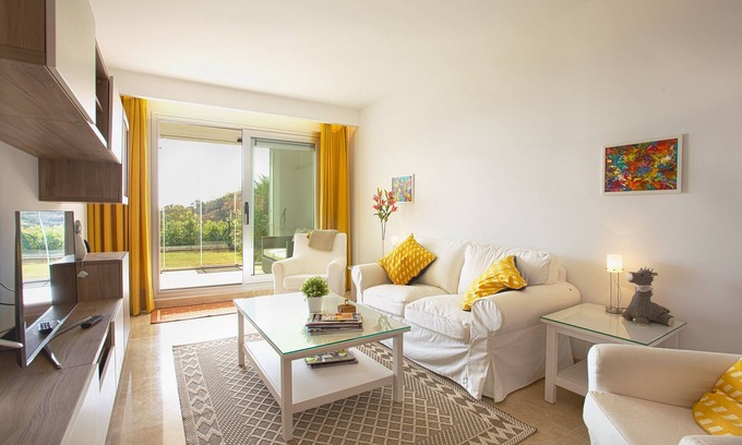 Ojen Apartment | Ground floor apartment with amazing views