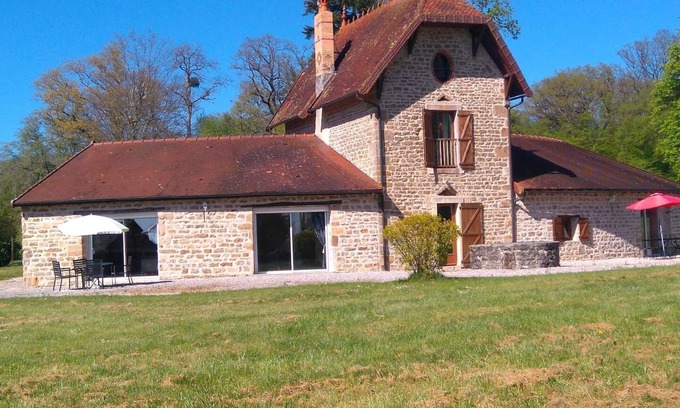 Musigny House | Ground's house of castle