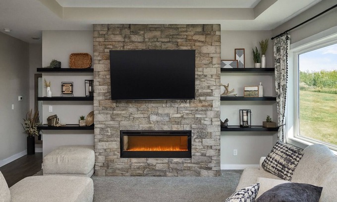 Granger House | Group Friendly 4 Bed 3 Bath Home Sleeps 12 Close to Sports Complexes