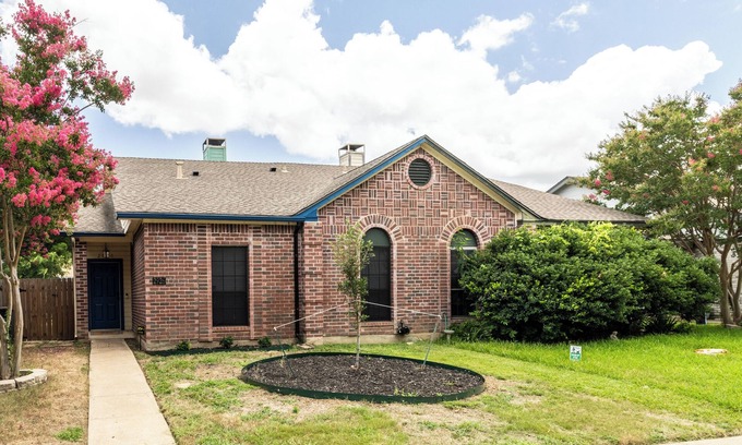 Euless House | Group-Friendly Retreat w/Ideal for Exploring DFW