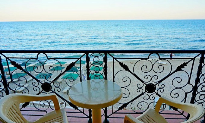 Elenite Apartment | GT Atrium Beach Apartments
