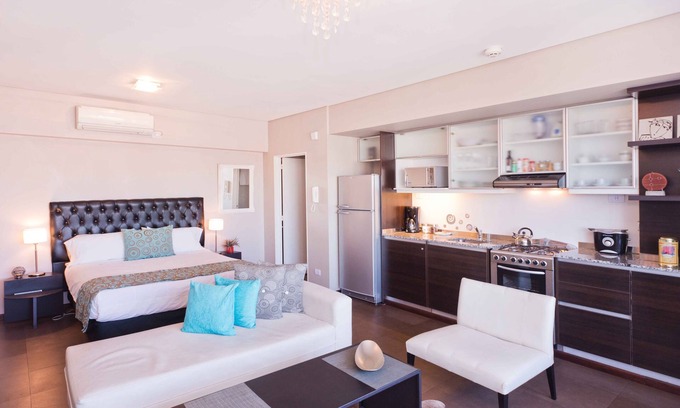 Palermo Apartment | Guapo large studio with views