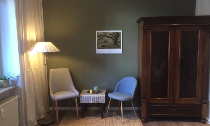 Bruhlervorstadt Apartment | Guest apartment on Petersberg with balcony