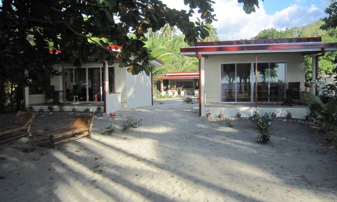 Udalo House | Guest house / beach house Udallans