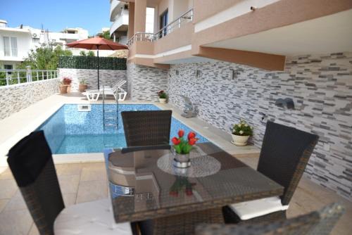 Ulcinj Apartment | Guest House Evropa 2