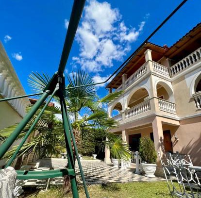 Berat House | Guest House Pulake