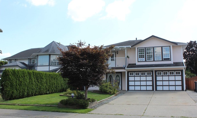 Aldergrove House | Guest Suite In Langley Township