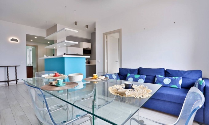 Naples Apartment | GuestHost - Vento di Mare House