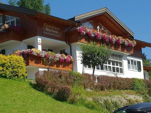 Hirschegg House | Guesthouse Büchele