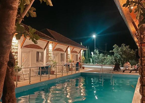 Tepelene House | Guesthouse Lord Byron
