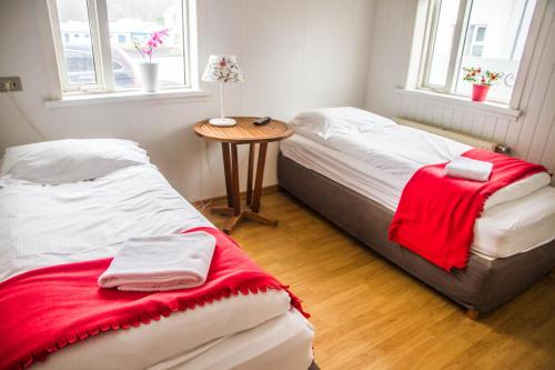 Vestmannaeyjar Hostel | Guesthouse Sunnuhóll