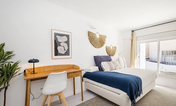 Parede Apartment | GuestReady - Blue Straw in the heart of Parede