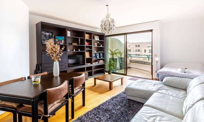 Charenton-le-Pont Apartment | GuestReady - Catch a break near the Seine