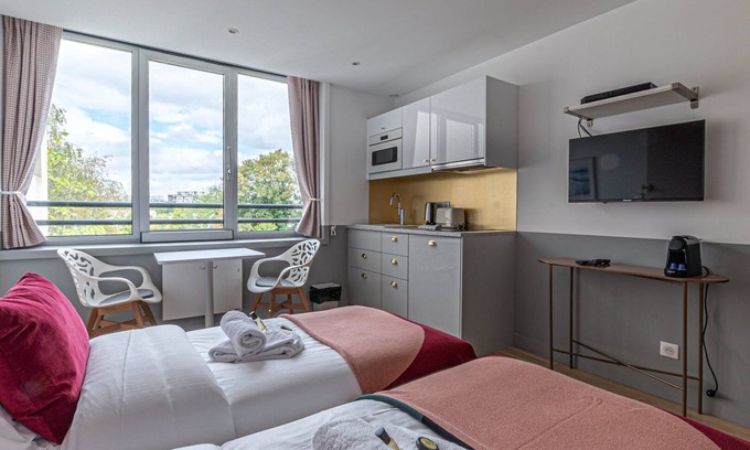 Issy-les-Moulineaux Apartment | GuestReady - Charming Twin Studio Issy-Moulineaux