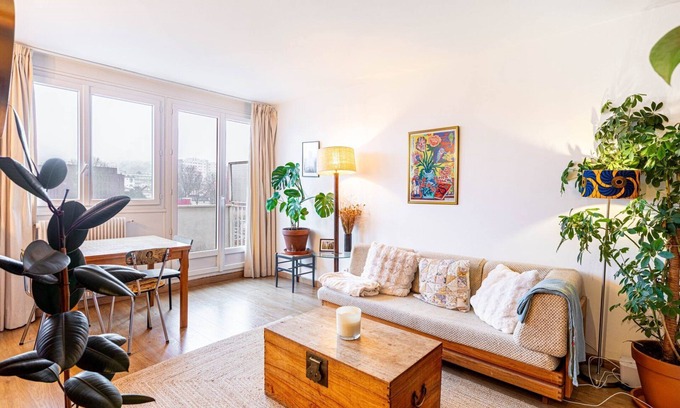 Pantin Apartment | GuestReady - Cosy Elegance in Pré-Saint-Gervais