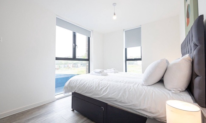 Vauxhall Apartment | GuestReady - Liverpool's best near World Museum