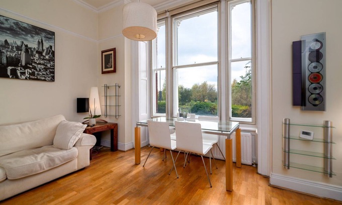 Clapham Apartment | GuestReady - Lovely apt overlooks Clapham Common