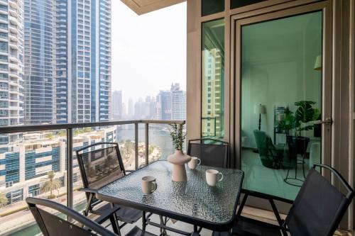Dubai Marina Apartment | GuestReady - Marina views and family fun in Dubai
