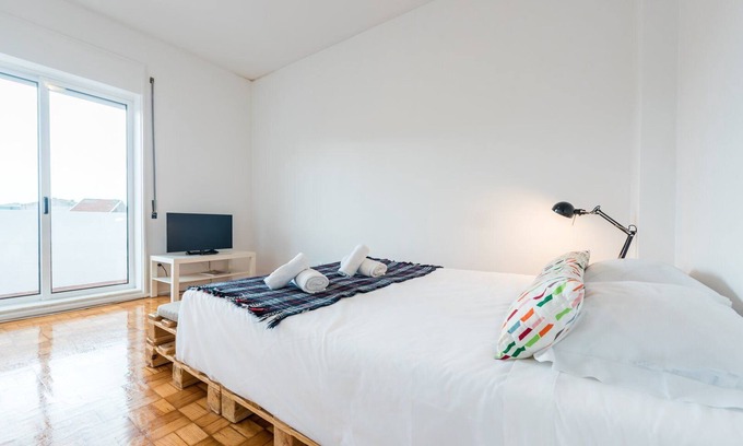 Bonfim Apartment | GuestReady - Over the Rooftop - Balcony