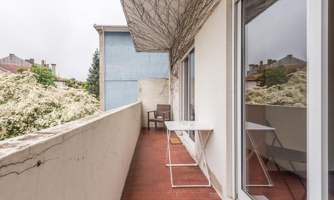 Bonfim Apartment | GuestReady - Over the rooftop