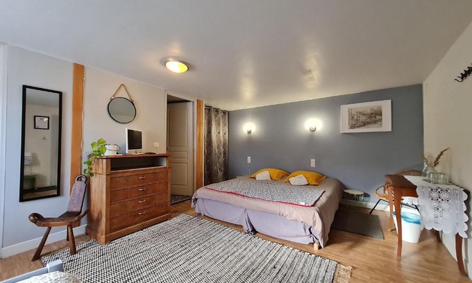 Raon-les-Leau Bed & Breakfast | Guestroom Raon-lès-Leau, 2 pièces, 4 personnes - FR-1-584-284