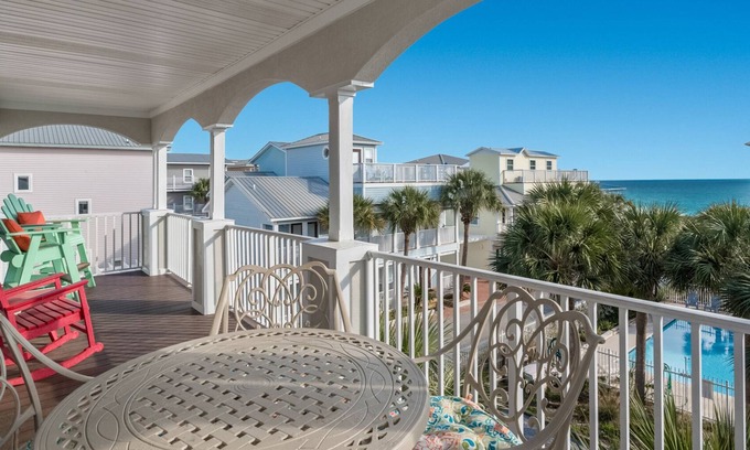 Seagrove Beach Condo | Gulf & Pool Views, Beach Service, Near to beach + Free Attraction Tickets!