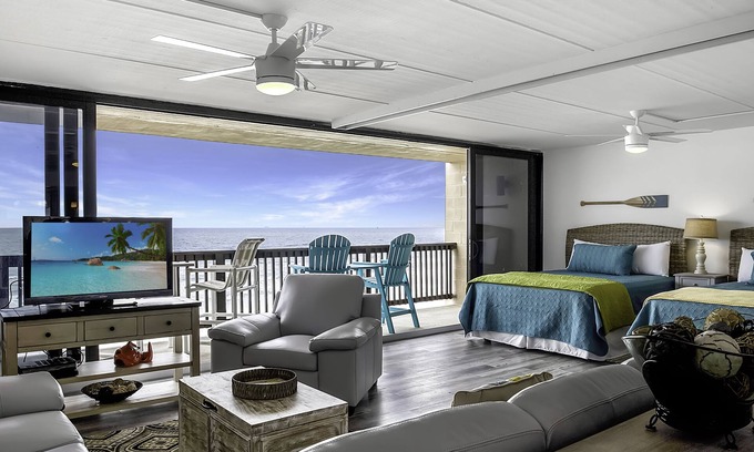 Port Aransas Condo | Gulf Shores 503: Fifth Floor Beach view renovated 2 Bedroom 2 Bathroom Condo