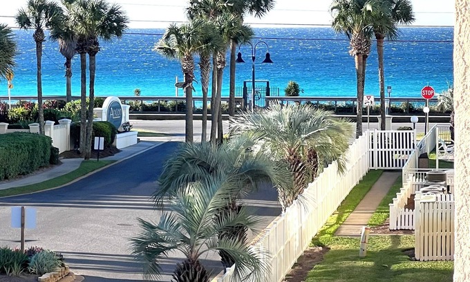 Avalon Beach Estates Condo | GULF VIEWS, SLEEPS 8, BEACH SERVICE INC!