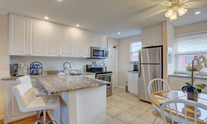 St. Pete Beach Condo | 🌿 Gulf Winds #606 — Garden-View Comfort with Stylish Updates & Steps to Upham Beach
