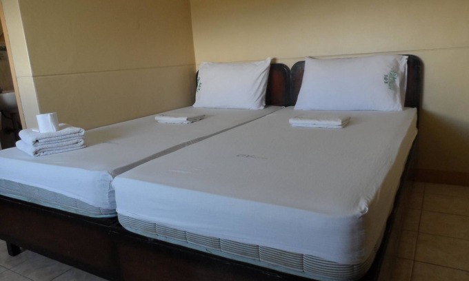 Mambajao Hotel | GV Hotel Camiguin