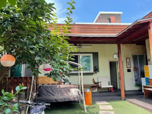 Gyeongju House | Gyeongju Momojane Guesthouse