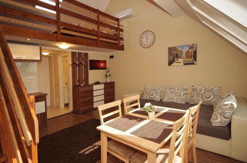 Gyula Apartment | Gyulai Brill Apartman