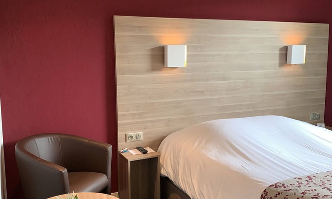 Faches-Thumesnil Hotel | Hôtel AGENA Lille Aéroport Lesquin