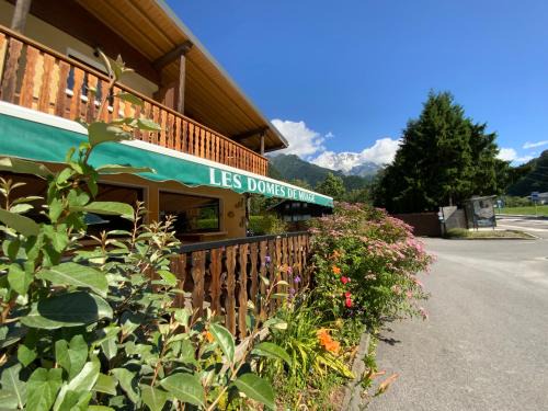 Saint-Gervais-les-Bains Hotel | Hôtel-Bar-Restaurant Les Dômes de Miage