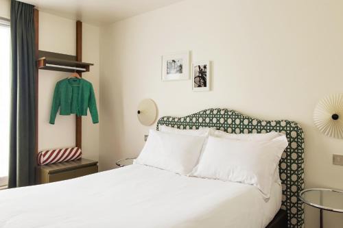 18th Arrondissement Hotel | Hôtel Dalila