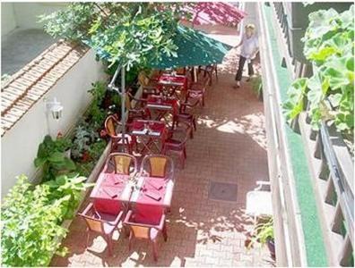 Faubourg North Hotel | Hôtel Du Stade