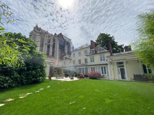 Beauvais Villa | Hôtel particulier Au pied de la cathédrale