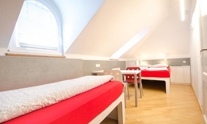 Ljubljana City Centre Hostel | H2O Hostel