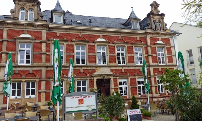 Neustadt an der Weinstrasse Apartment | HAARDTER WINZER (Whg. 3) renovated and lovingly decorated "Pfalzcard-Partner"