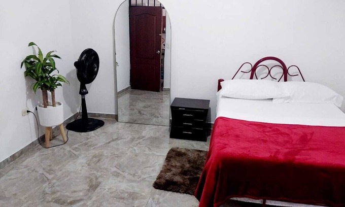 Ibague Apartment | Habitación Comoda Compartiendo Apartamento en Familia