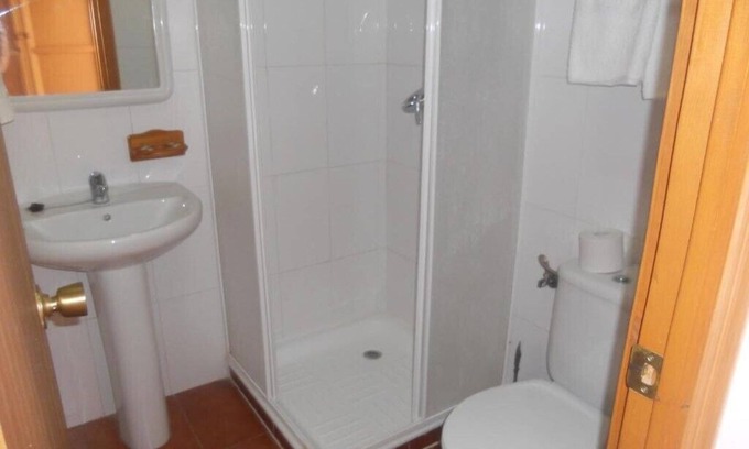 Fuente de Piedra Bed & Breakfast | Habitación Doble con Baño Privado