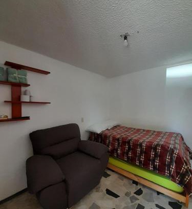 Guadalajara Apartment | Habitación independiente con terraza