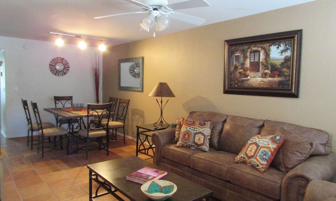 Tucson Condo | Hacienda in The Desert! Southwest Charm in this easy access 2 bedroom