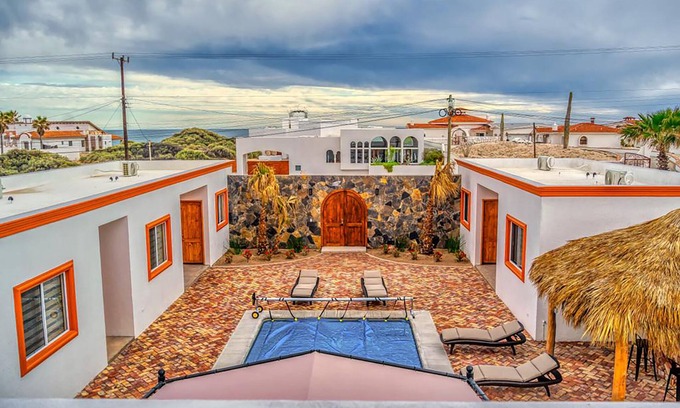 Las Conchas House | Hacienda Playa with Private Pool at Las Conchas