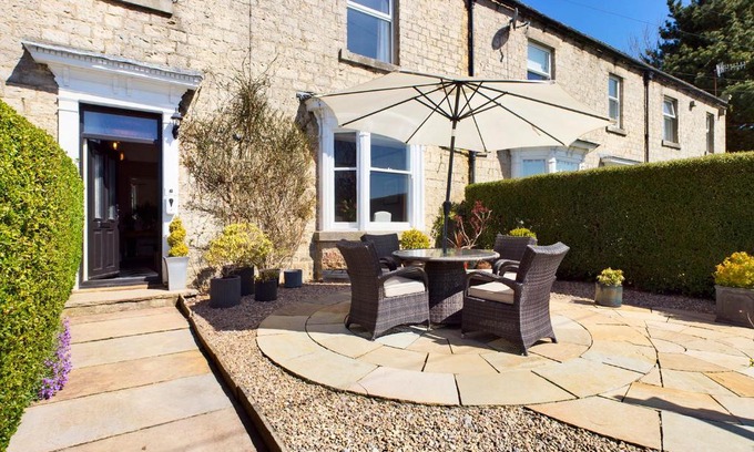 Reeth House | Hackney House
