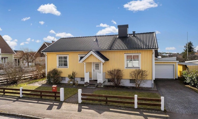 Falkenberg House | HAL599 Falkenberg - Villavägen 9
