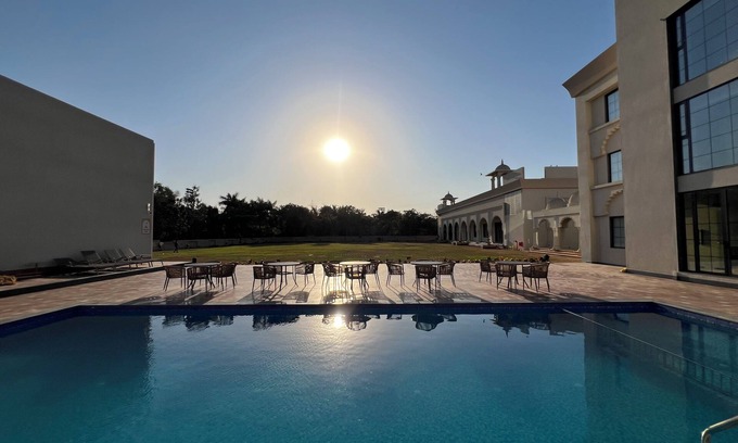 Pardi Resort | HALDI KUMKUM RESORT